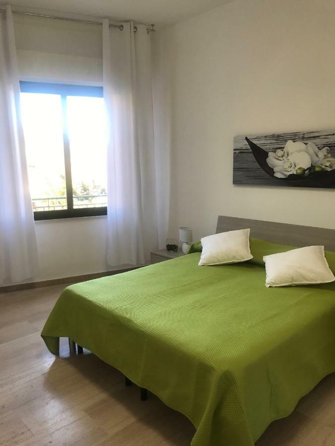 Baia Taormina Apartment Giardini-Naxos Buitenkant foto